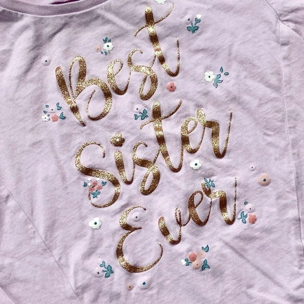 •Carter’s• Best Sister Ever graphic tee
